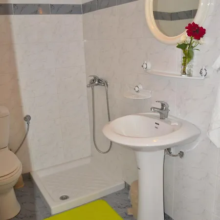 With Sea View And Pool - Corfu *