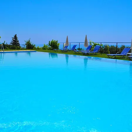 Daire With Sea View And Pool - Corfu