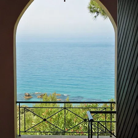 With Sea View And Pool - Corfu